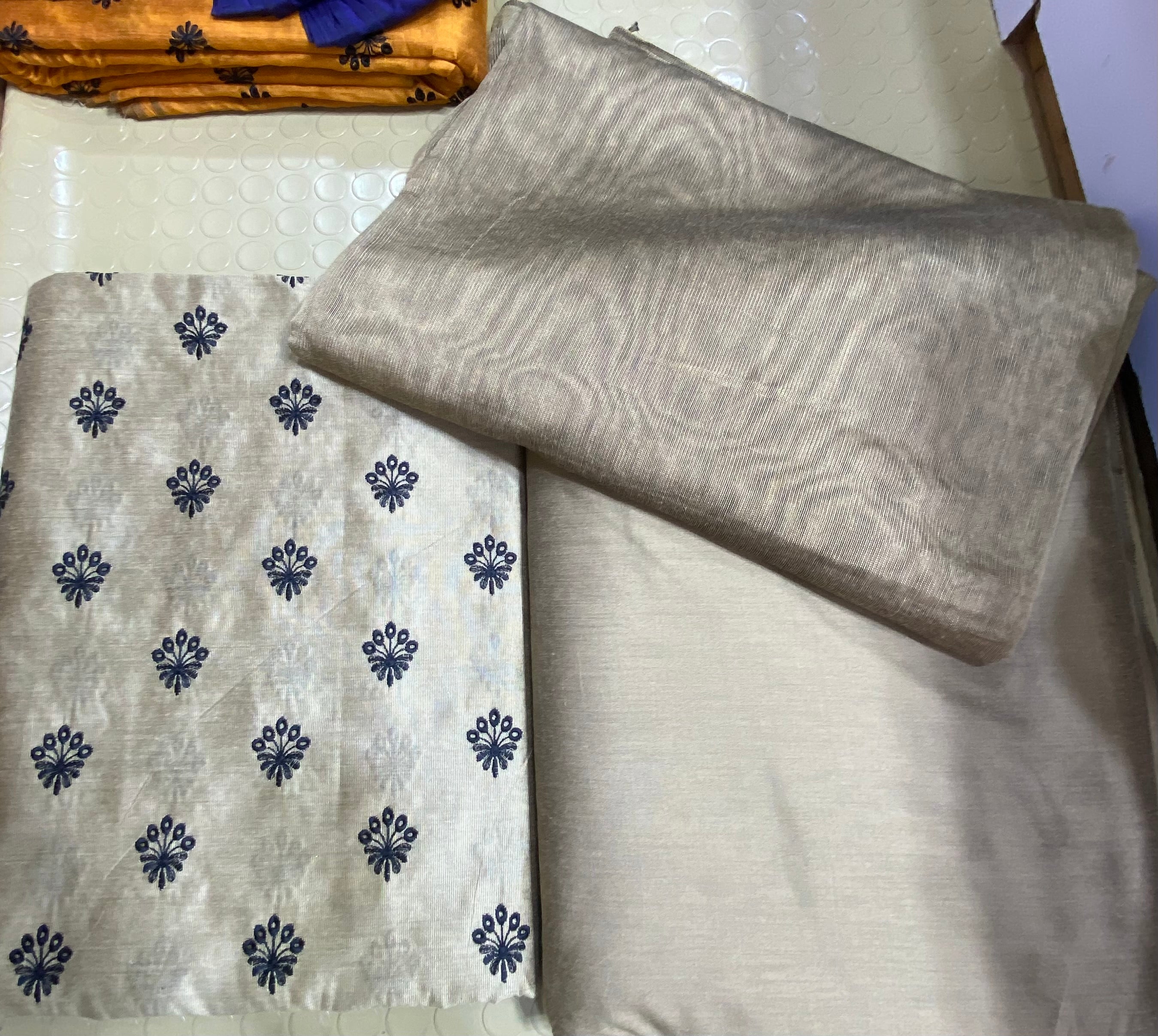 Khadi Silk With Plan Cotton Net Duppata