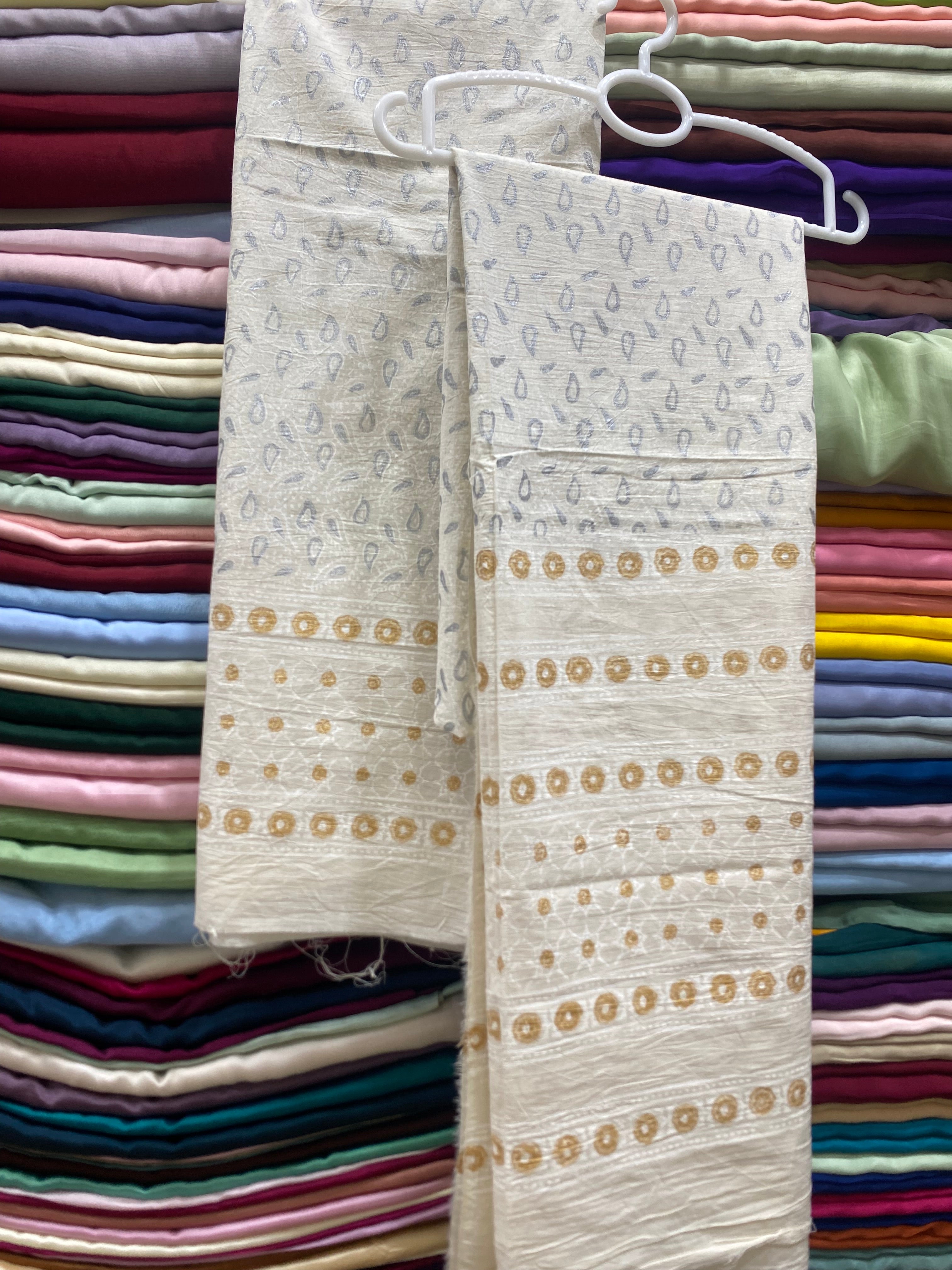 Hand Block Print on Pure Lawn Fabric 2p