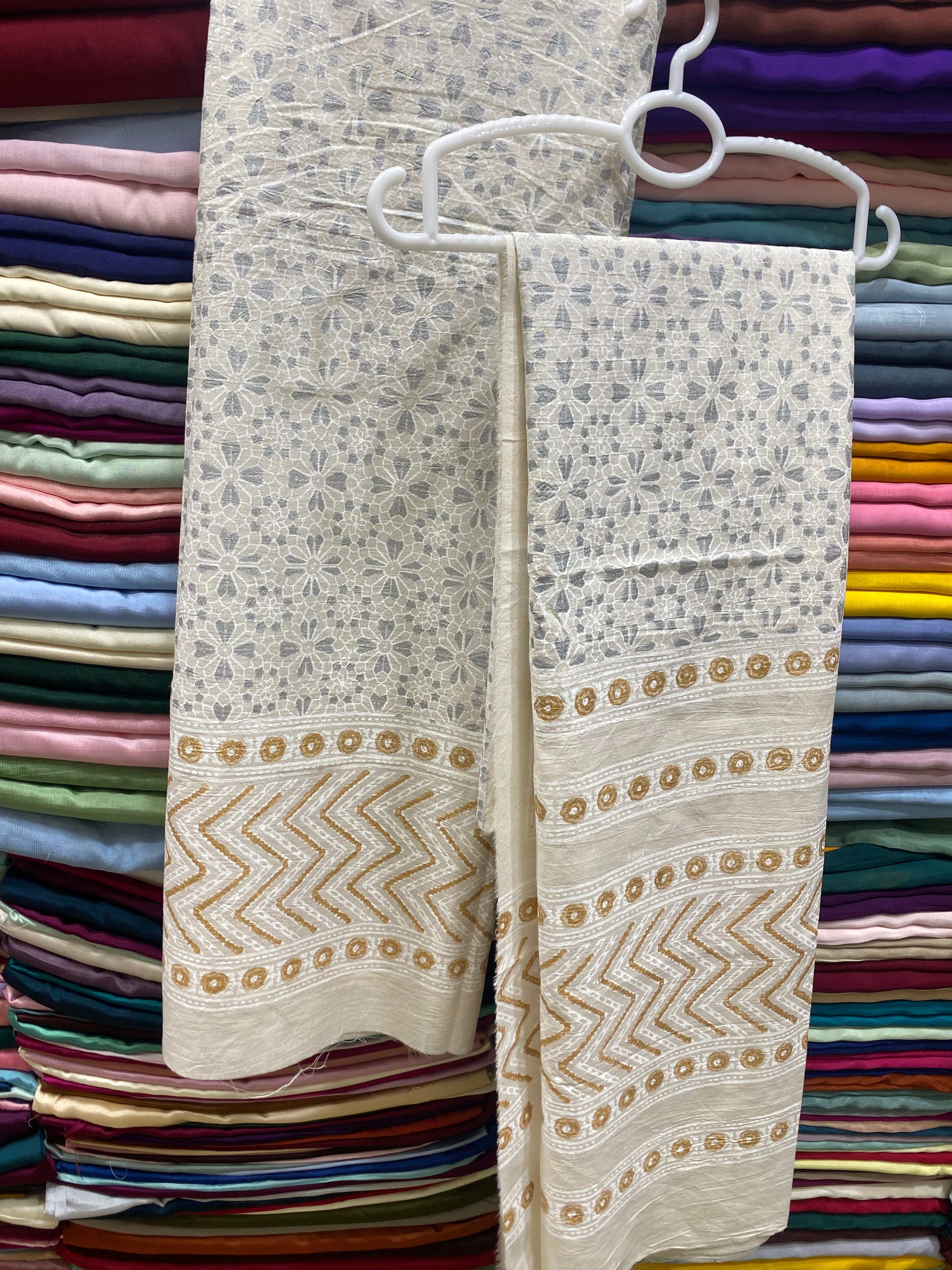 Hand Block Print on Pure Lawn Fabric 2p
