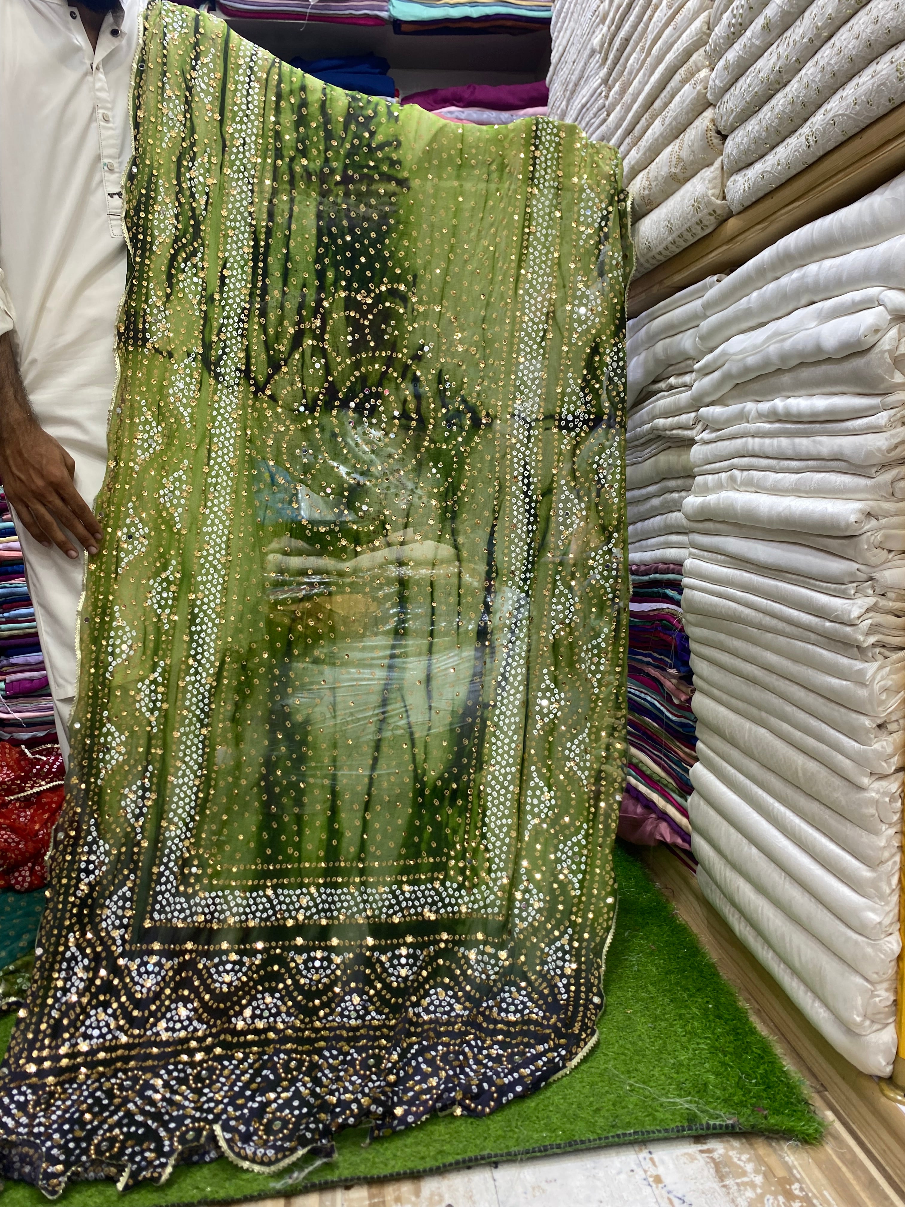 Double shaded Chunri Duppta On Chiffon